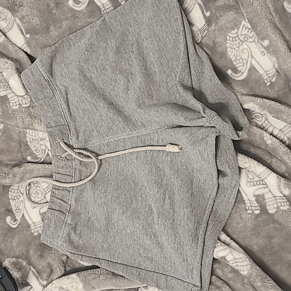 Set of pj shorts - Picture 4 of 4